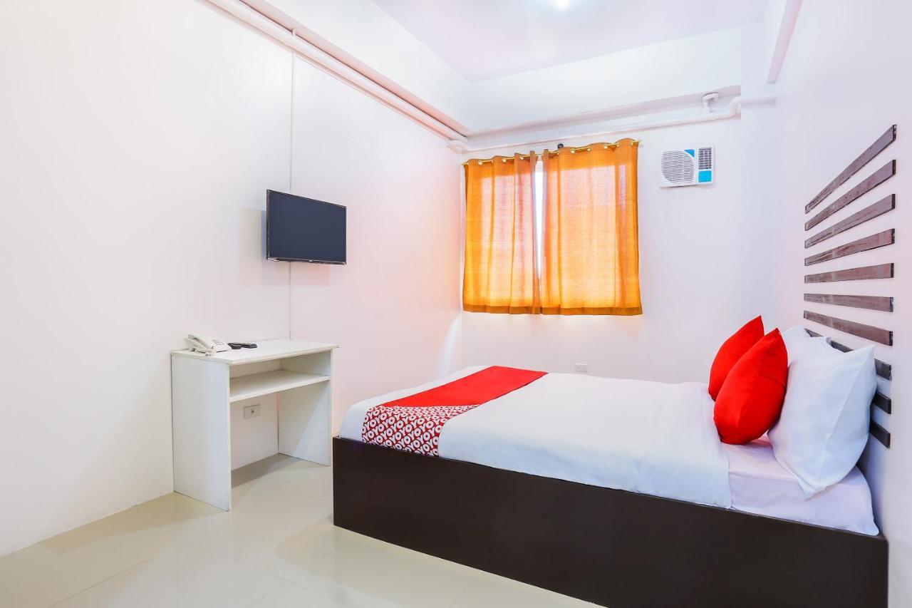 Oyo 505 Jardin Suites Manila Kültér fotó