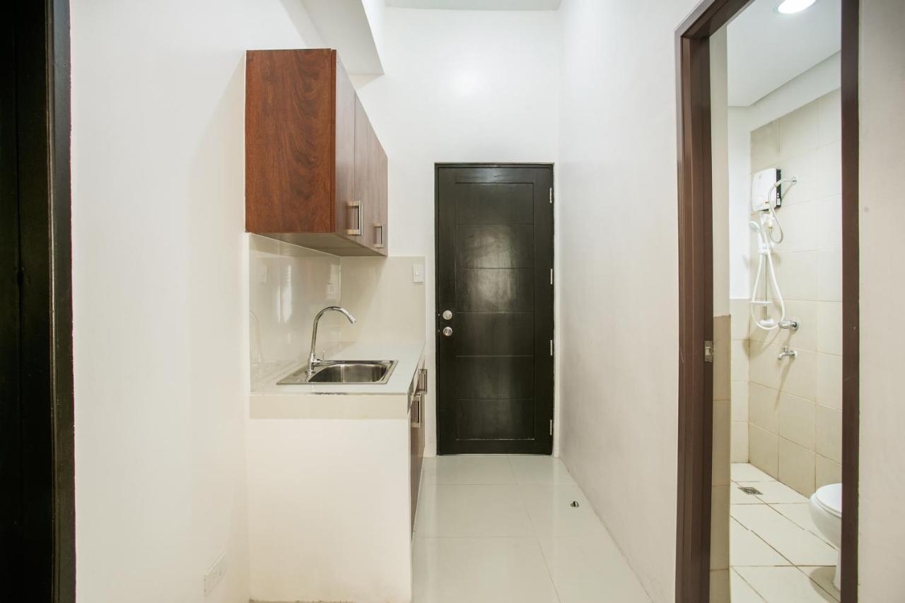 Oyo 505 Jardin Suites Manila Kültér fotó
