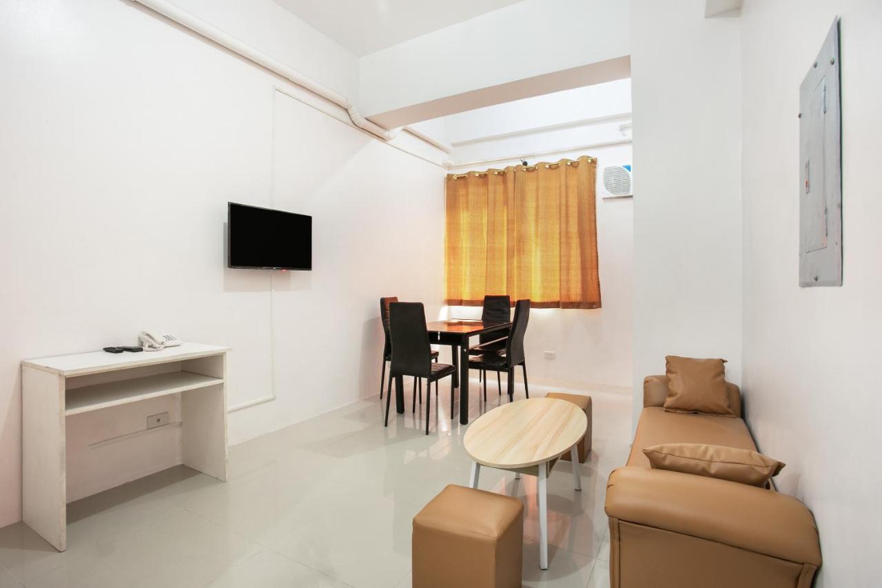 Oyo 505 Jardin Suites Manila Kültér fotó